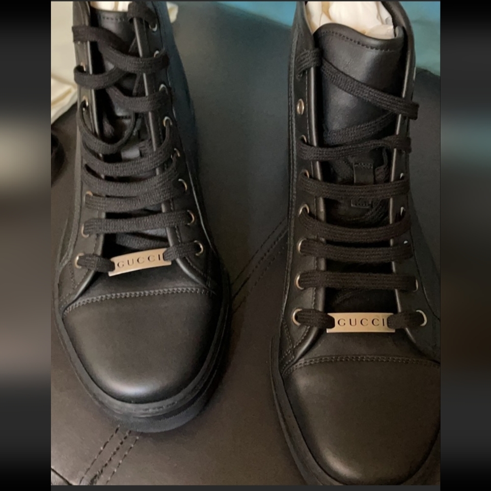 Gucci High Top sneakers